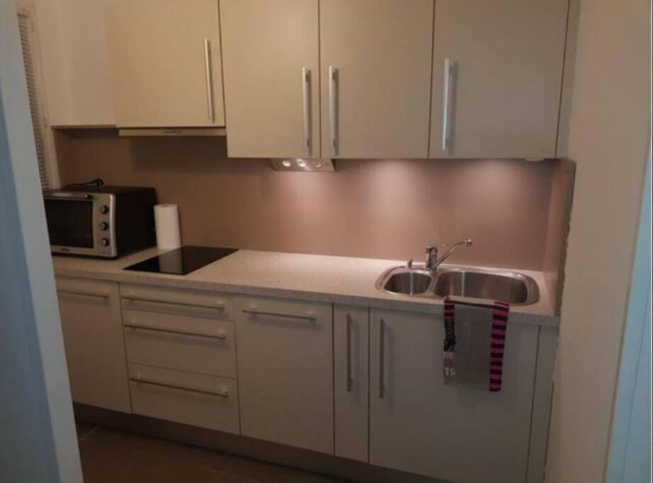 Apartament Le Rouennais Et Son Parking Prive Zewnętrze zdjęcie